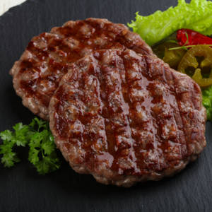 Caramelized Onion & Smoked Gouda Beef Burger (Fit)